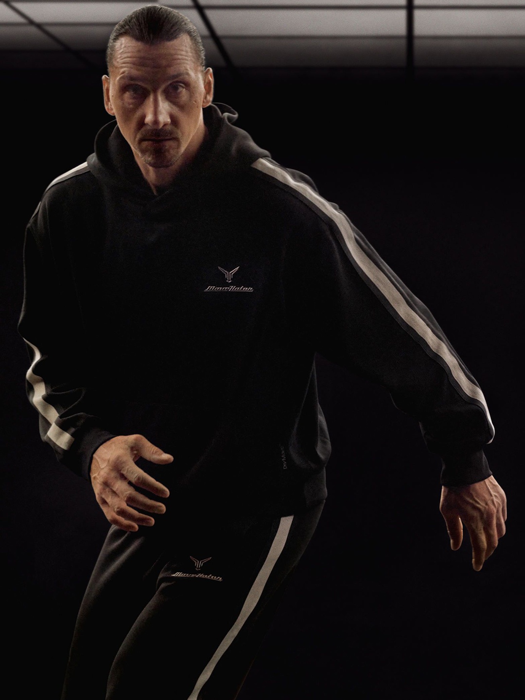 

H&M Loose Fit Sports Hoodie In DryMove, Black