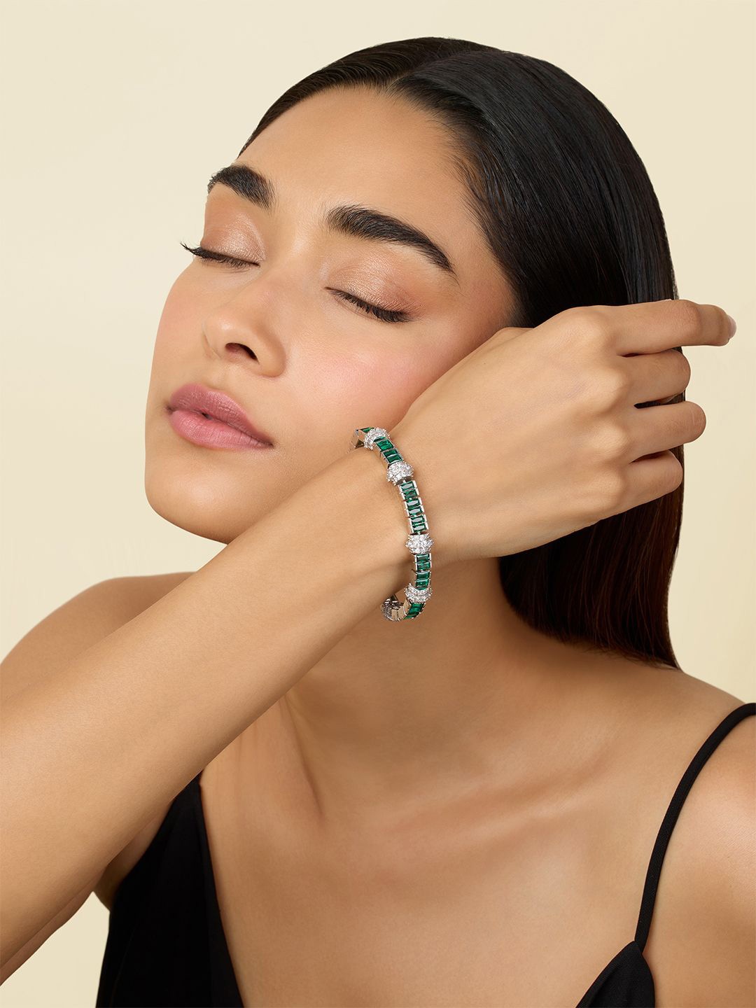 

Isharya Rhodium-Plated Cubic Zirconia Emerald Cut Tennis Link Bracelet, Silver