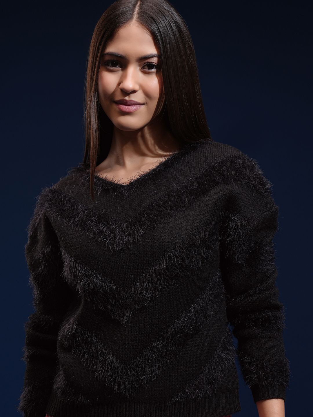 

ESPYR By Tokyo Talkies Women Ribbed Pullover, Black