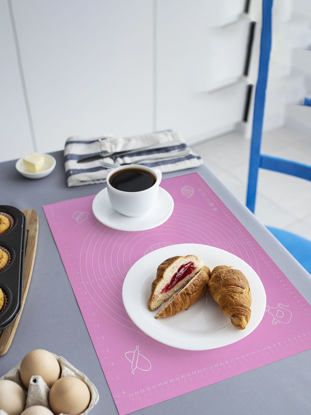 

Kuber Industries 4 Pcs Pink Printed Silicon Rolling Board