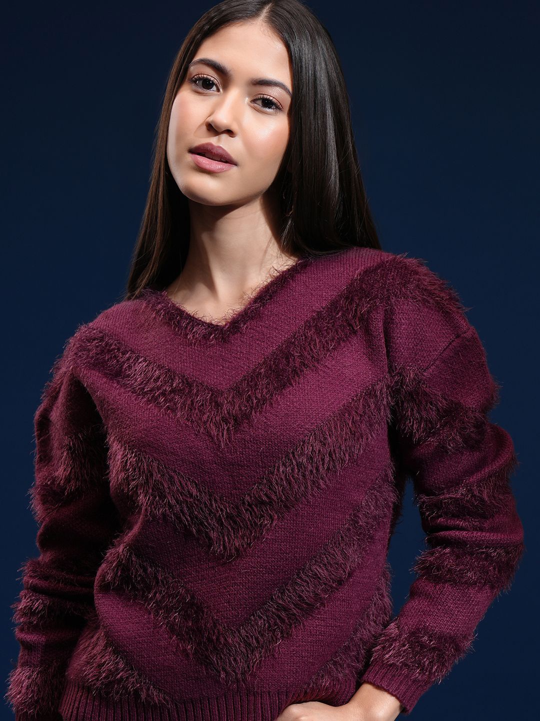 

ESPYR By Tokyo Talkies Women Pullover with Fuzzy Detail, Purple