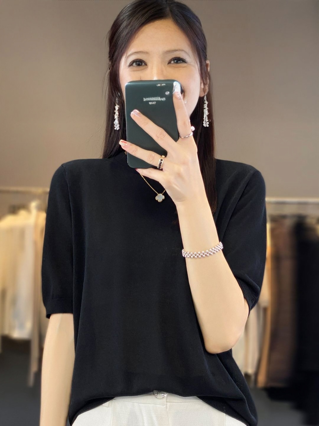 

StyleCast Women Solid Round Neck Short Sleeves Casual T-shirt, Black