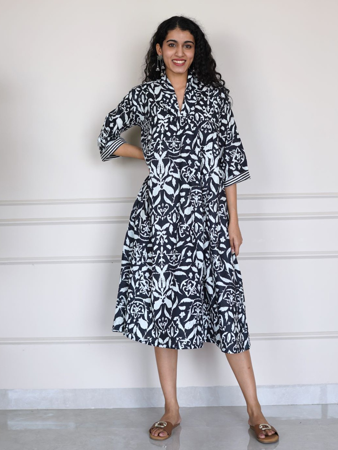 

The Quince Life Floral Puff Sleeve A-Line Dress, Black
