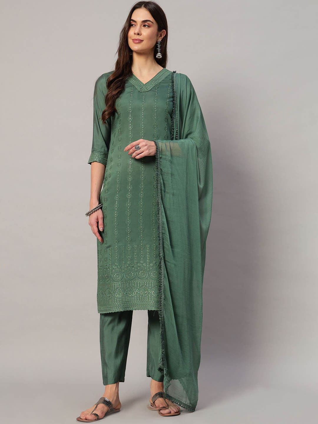

Shopping Queen Ethnic Motifs Embroidered Straight Kurta with Pyjamas & Dupatta, Green