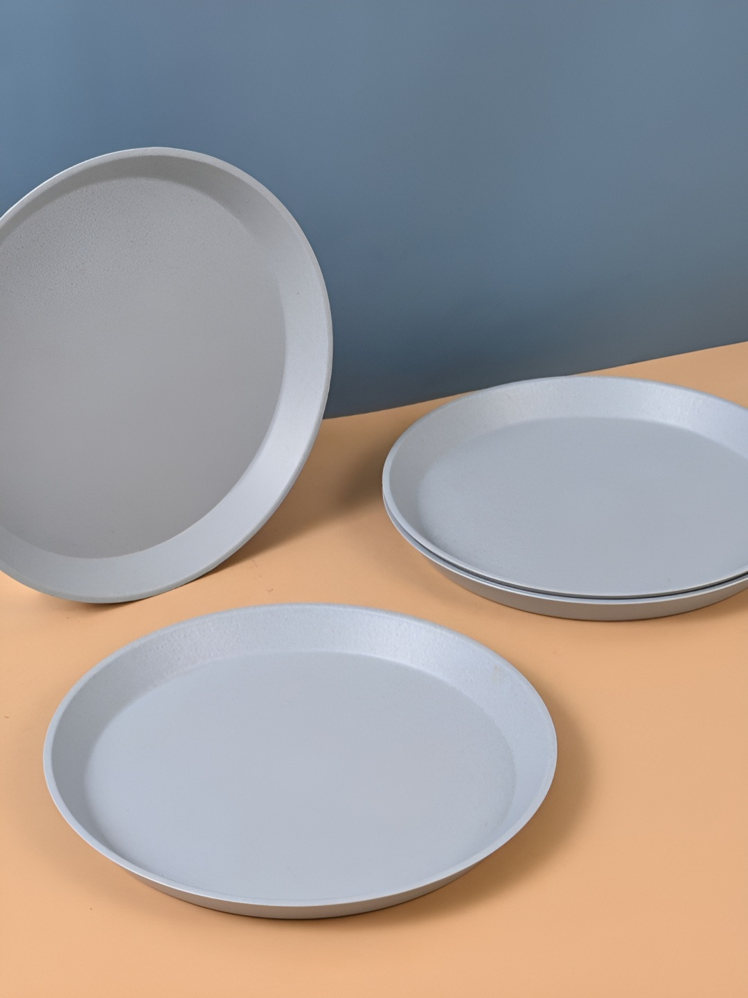 

eha Kids Grey 4 Pieces Dishwasher Safe Plates