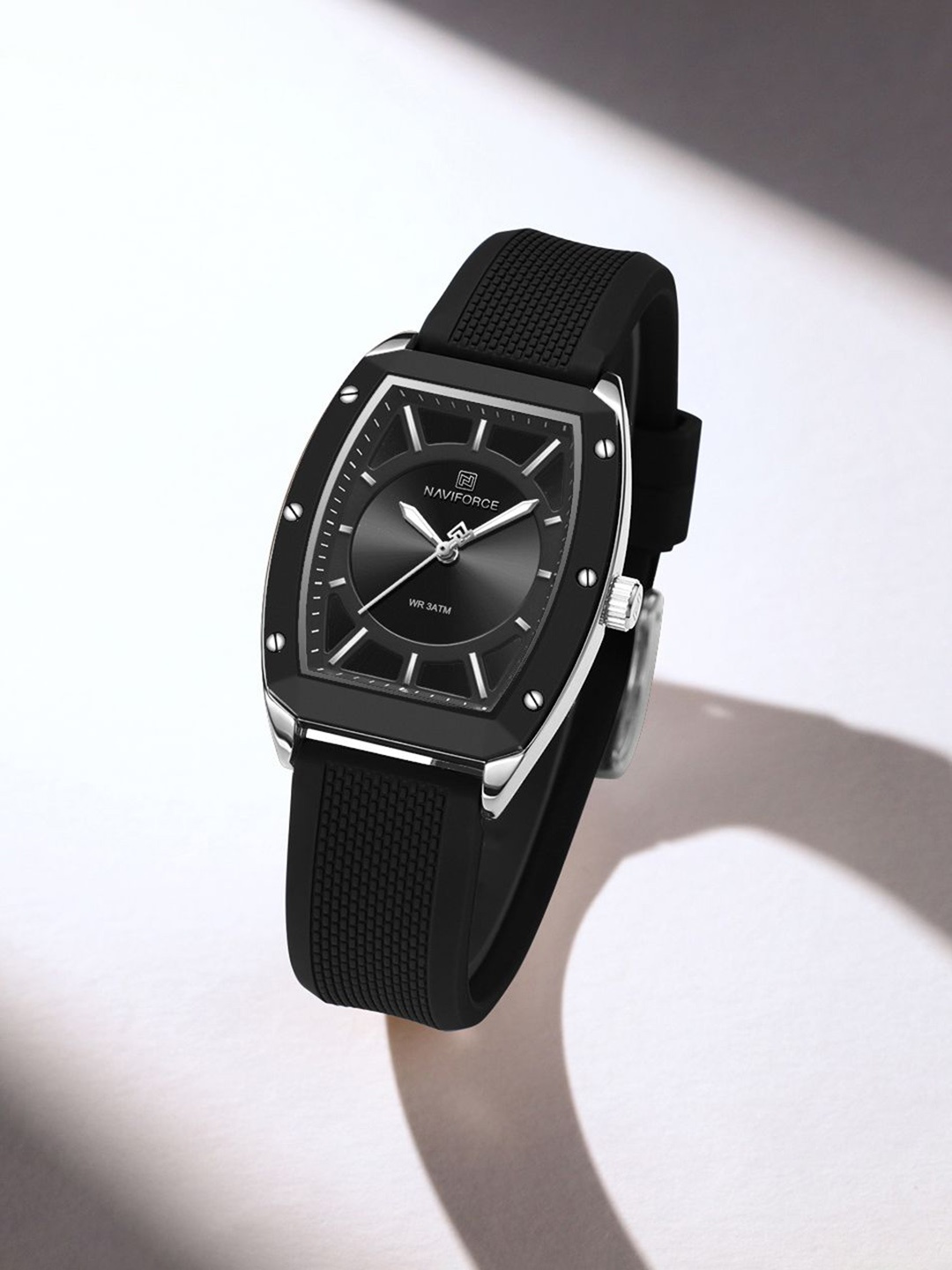 

Naviforce Women Dial & Straps Analogue Watch NF5049_S B B_, Black