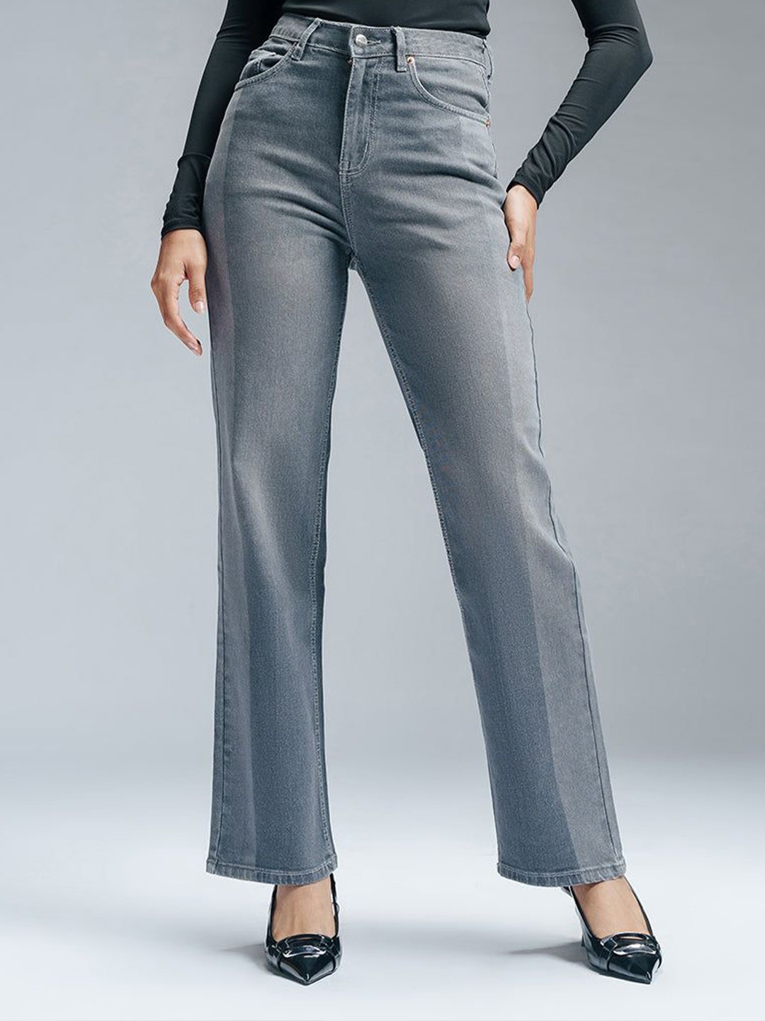 

FREAKINS Women Straight Fit High-Rise Light Fade Stretchable Jeans, Grey