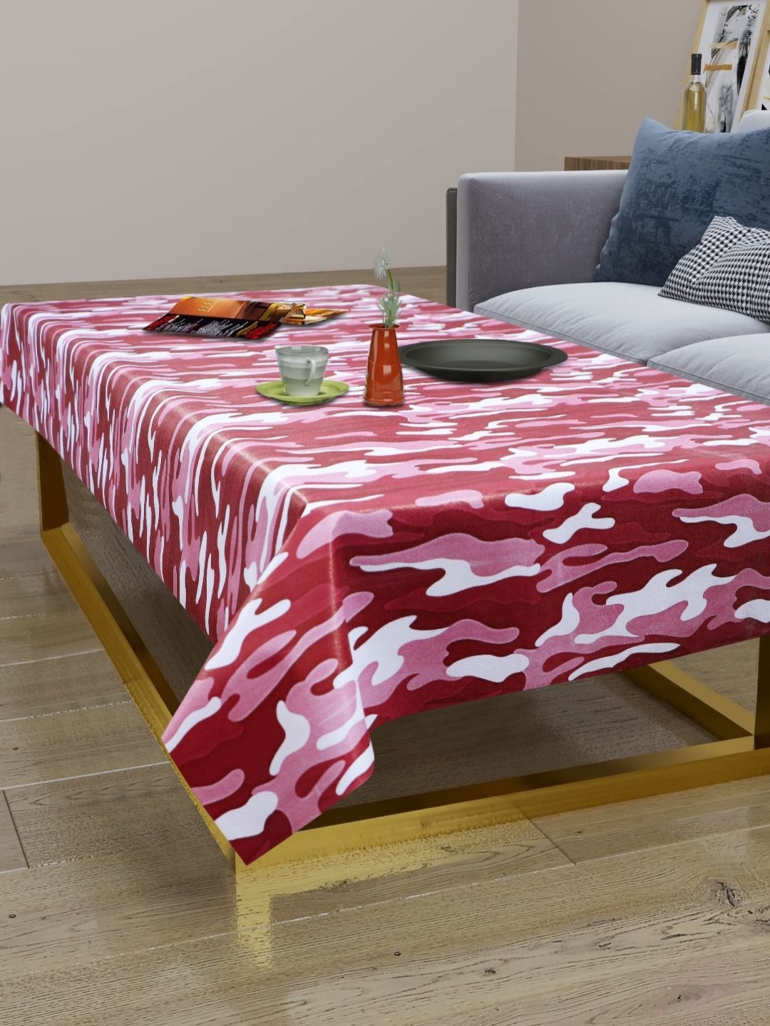 

LooMantha Rust & White Abstract Printed Waterproof 2-Seater Table Cover