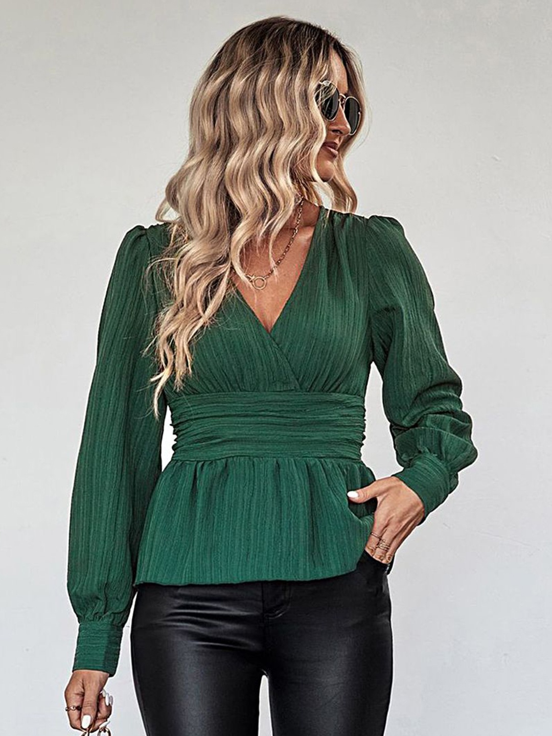 

LULU & SKY Wrap Top, Green