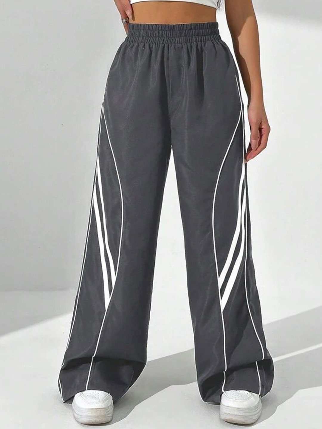 

SAAHASAM Women Striped Relaxed Loose Fit Trousers, Grey