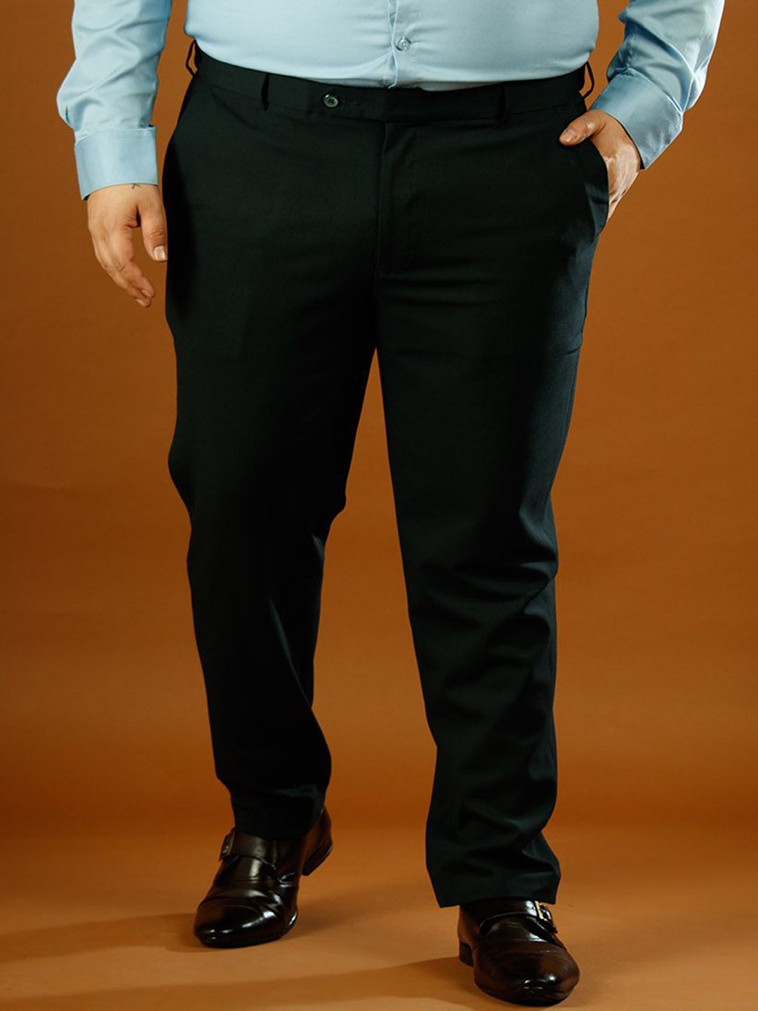 

Muffynn Men Plus Size Relaxed Straight Leg Straight Fit Mid Rise Trousers, Green