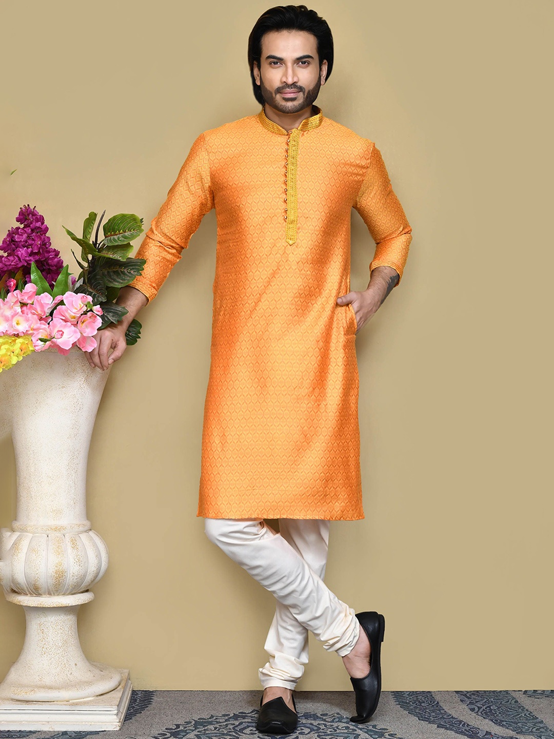 

RANAK Men Ethnic Motifs Thread Work Kurta, Orange