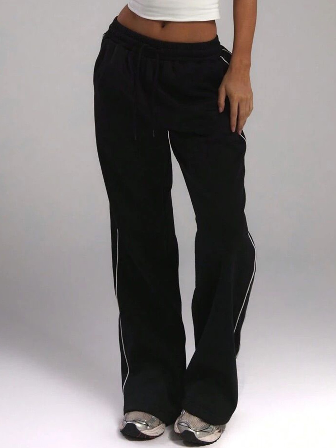 

SAAHASAM Women Striped Relaxed Loose Fit Trousers, Black