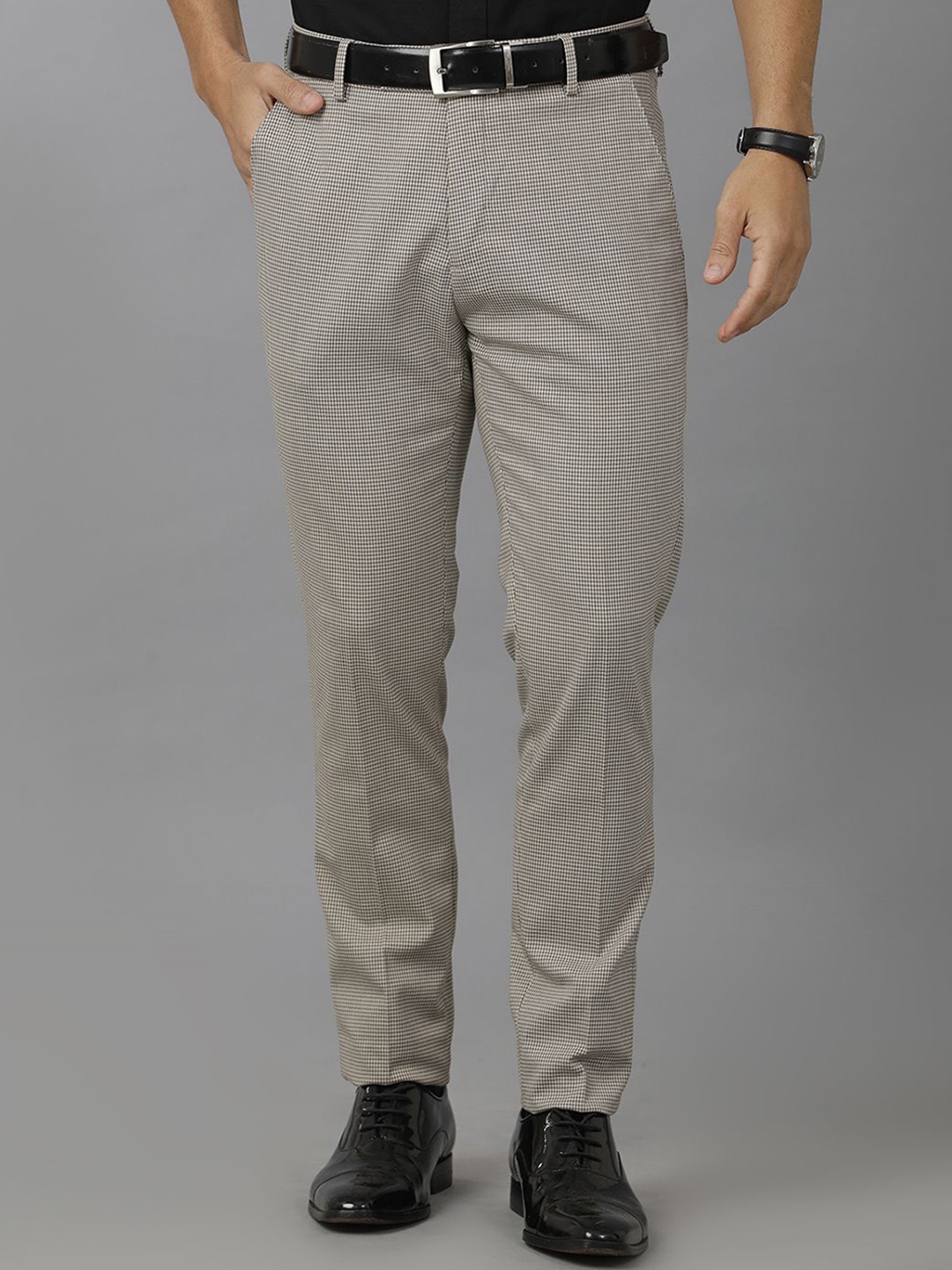 

Double Two Men Checked Slim Fit Trousers, Green