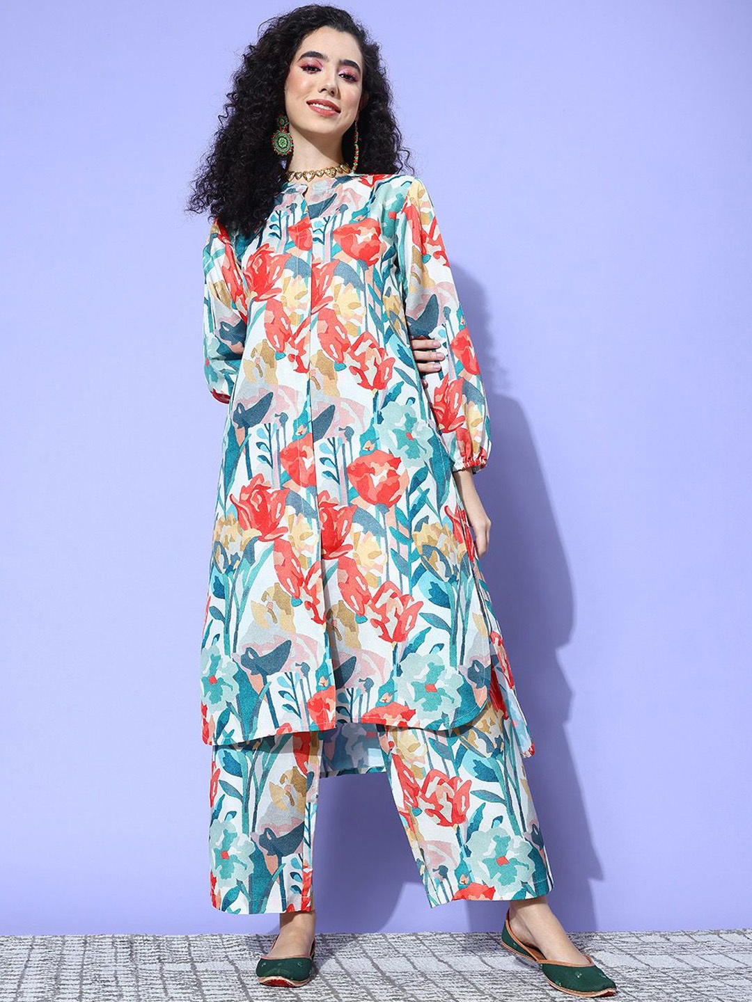 

Varanga Women Floral Printed Regular Kurta with Trousers, Cream