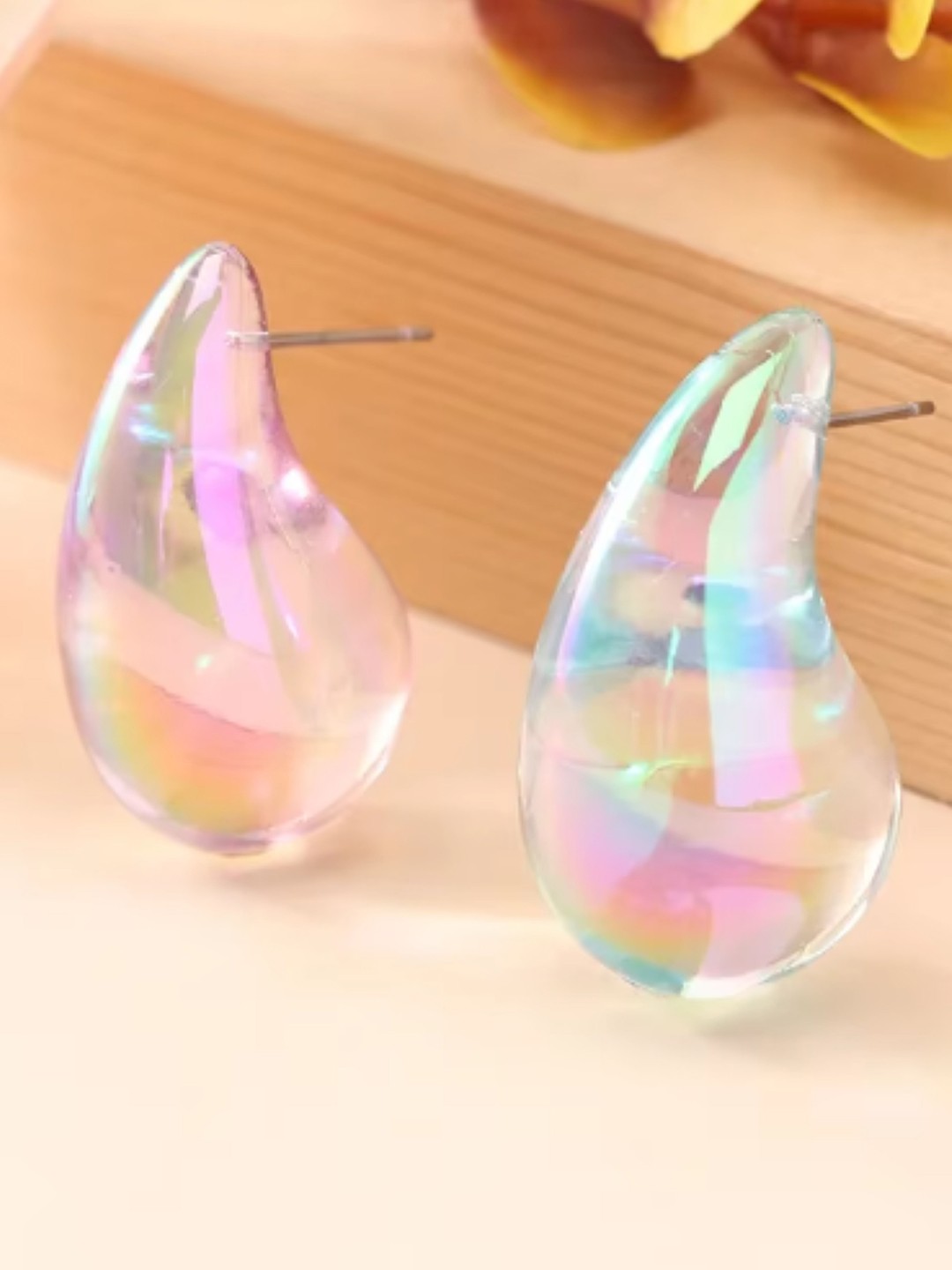

SUBHAGALANKAR Teardrop Shaped Drop Earrings, Transparent