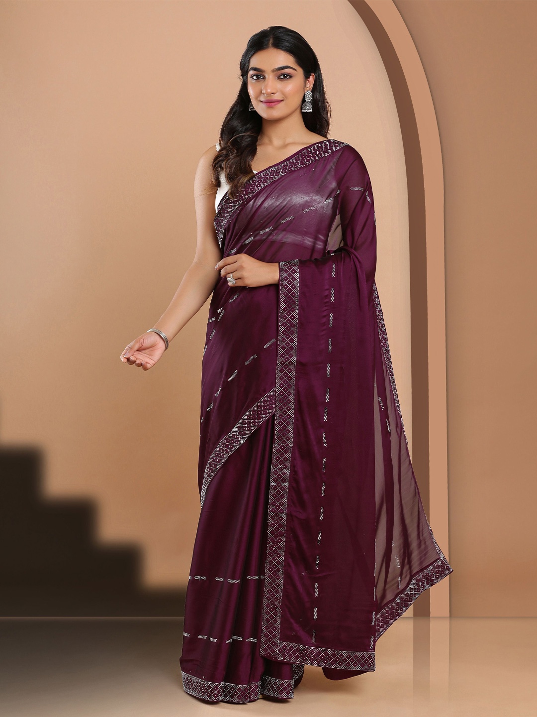 

Kalyan Silks Embellished Sequinned Poly Georgette Jamdani Saree, Burgundy