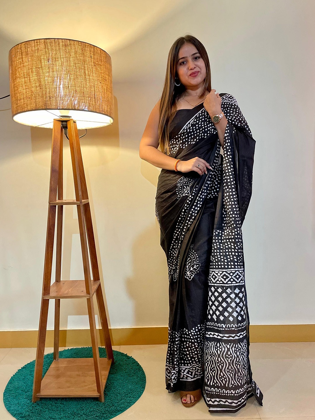 

HERE&NOW Ethnic Motifs Printed Pure Cotton Bagru Saree, Black