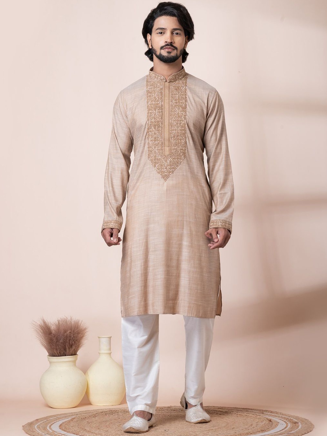 

HU - Handcrafted Uniquely Men Yoke Design Kurta, Khaki