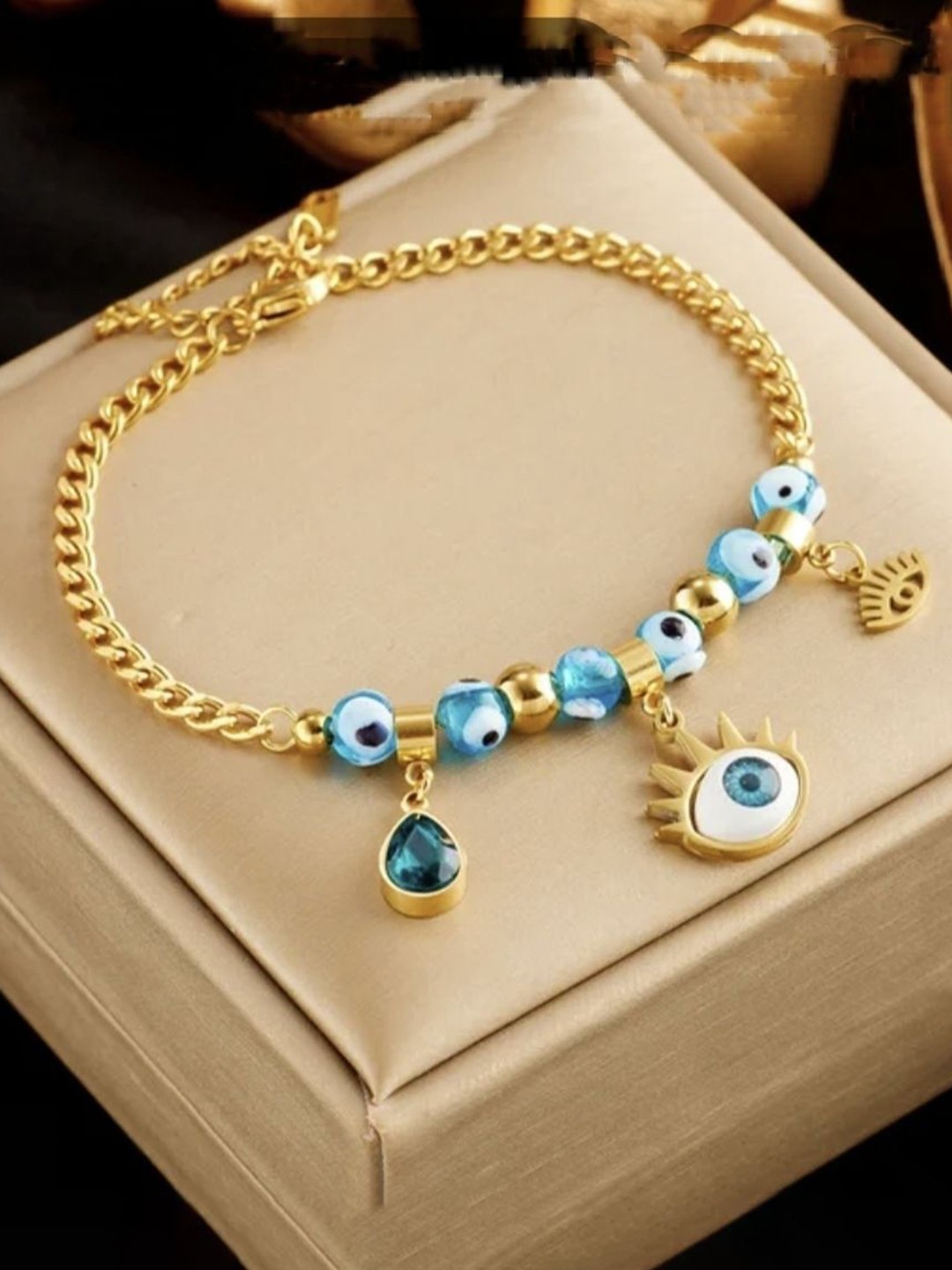 

V FASHION JEWELLERY Gold-Plated Stainless Steel Bracelet