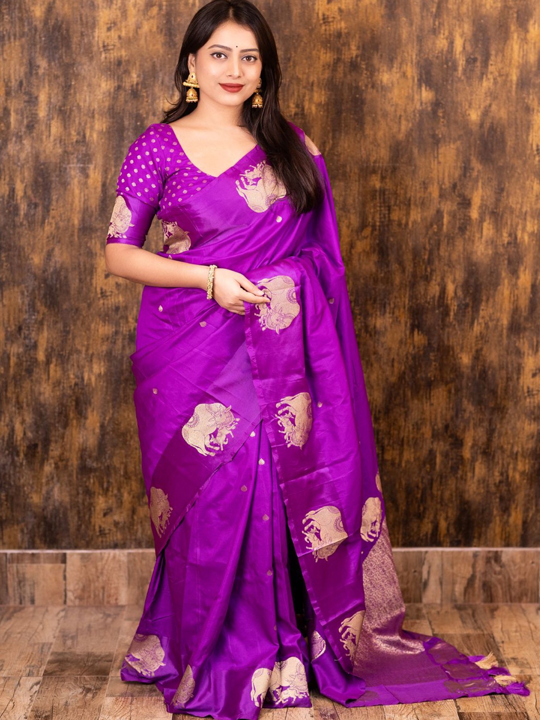 

Panzora Woven Design Zari Silk Blend Banarasi Saree, Purple