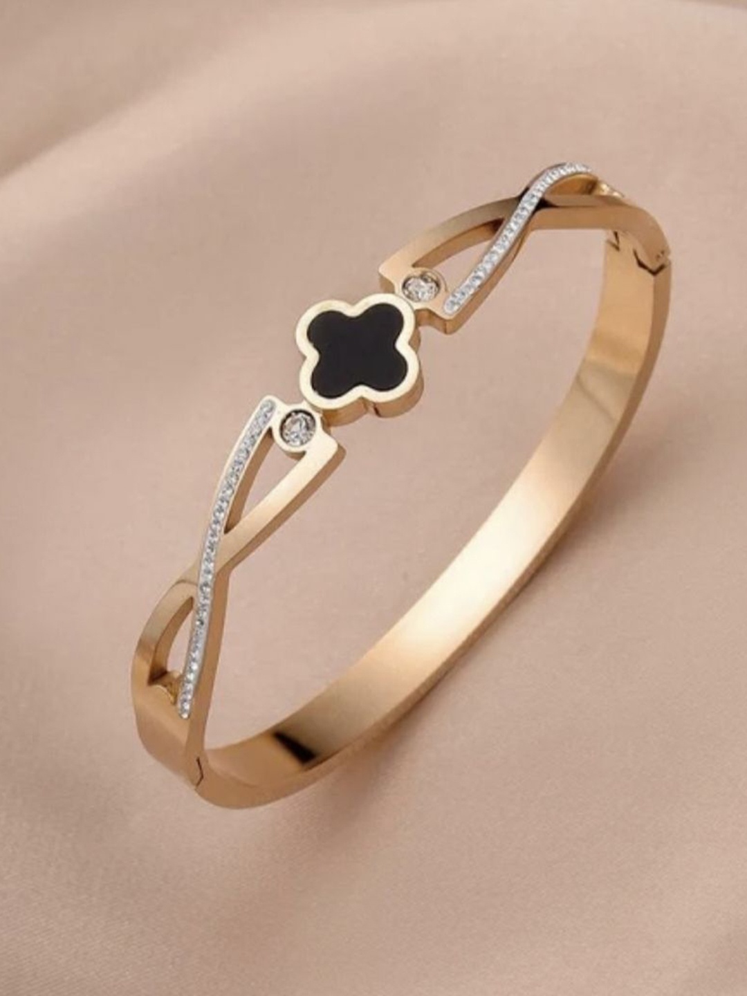 

V FASHION JEWELLERY Rose Gold Plated Stone Studded Bracelet