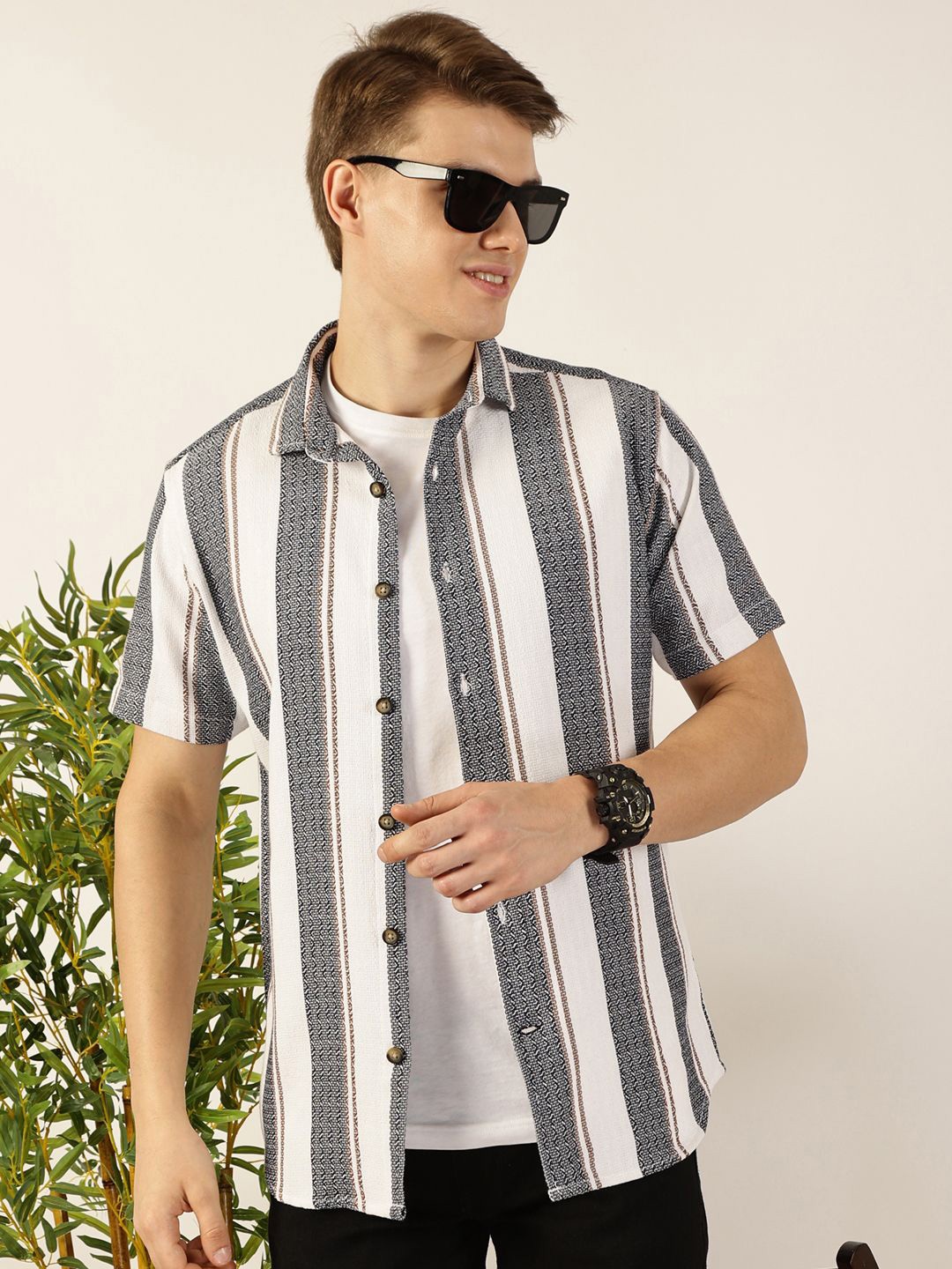 

Mast & Harbour Men Premium Opaque Vertical Striped Cotton Casual Shirt, Navy blue