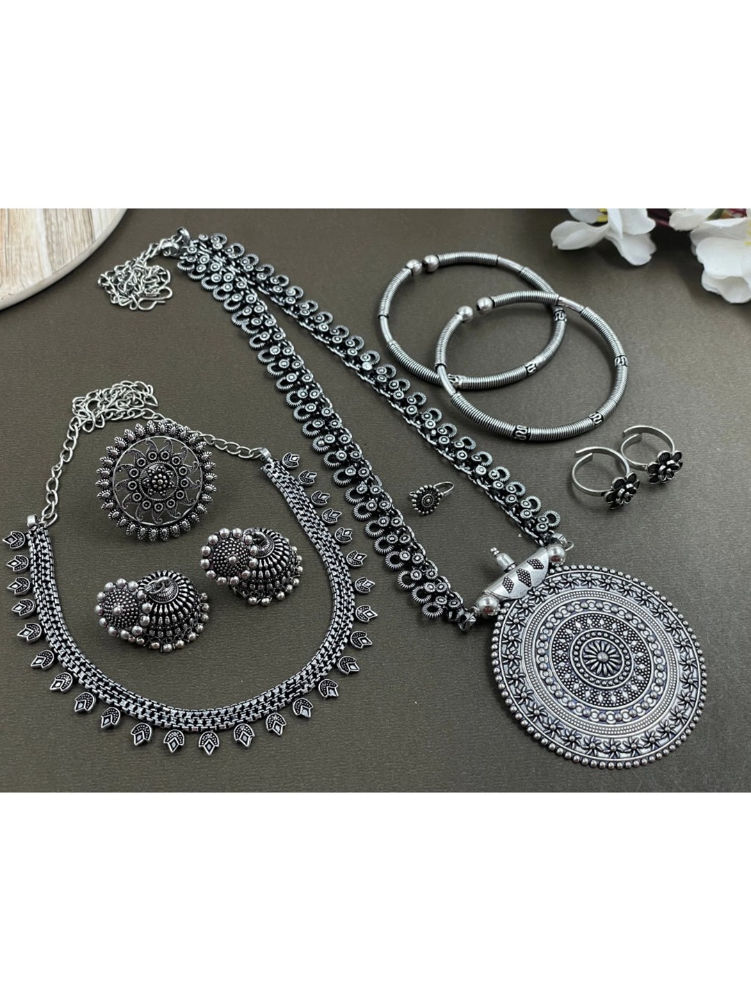 

NAMAN ARTS Spring Silver-Plated Oxidised Necklace Jewellery Set