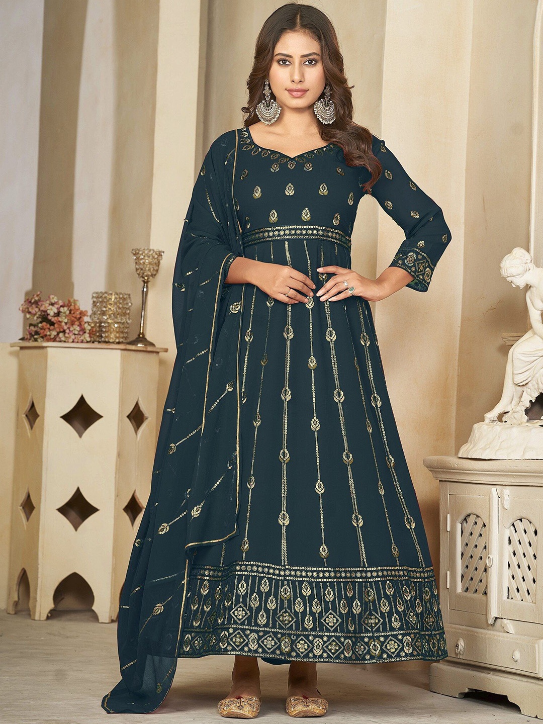

Warthy Ent Floral Embroidered Semi-Stitched Dress Material, Turquoise blue