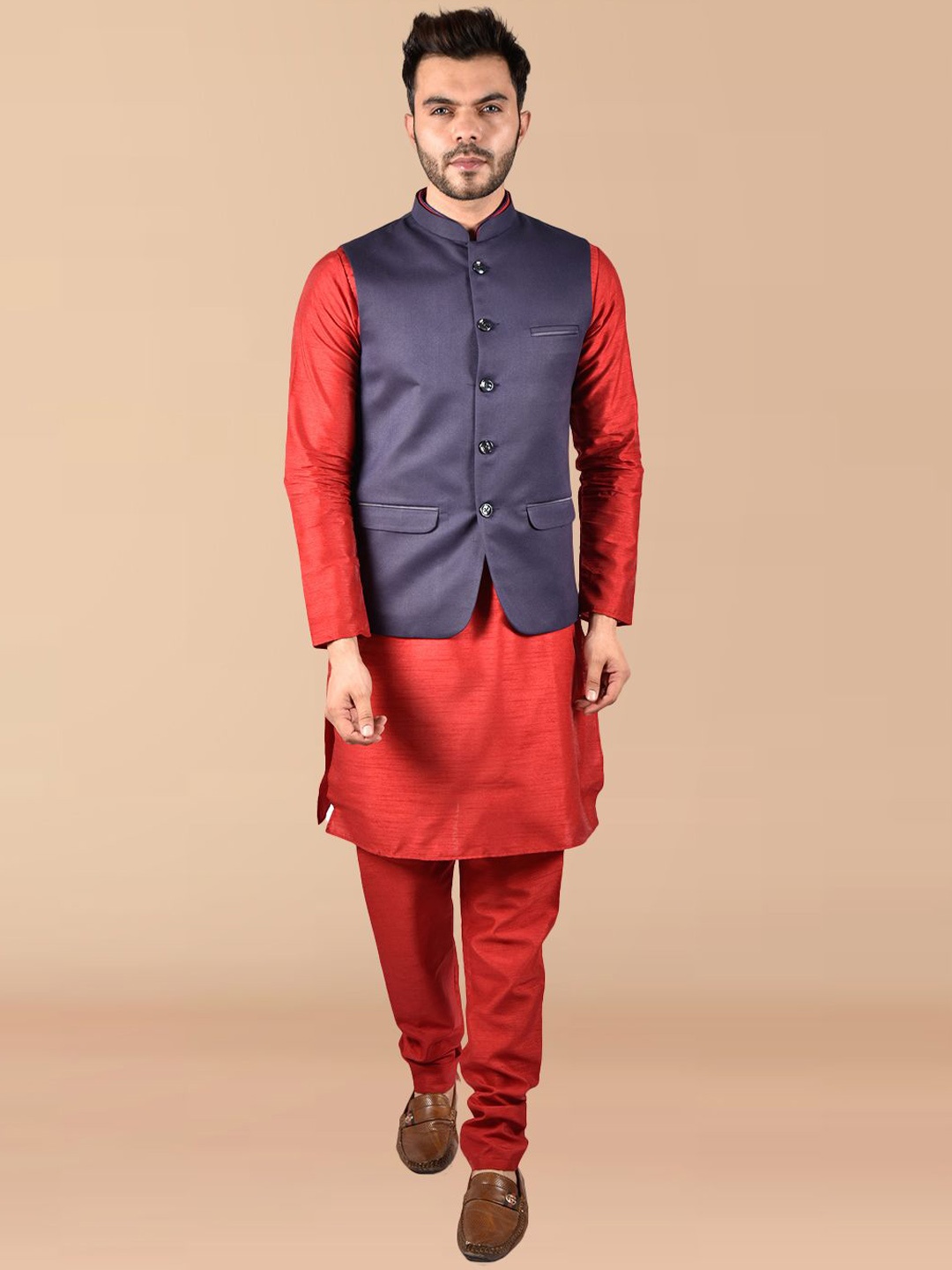 

PRINTINDIA Men Regular Pure Silk Kurta with Trousers, Red