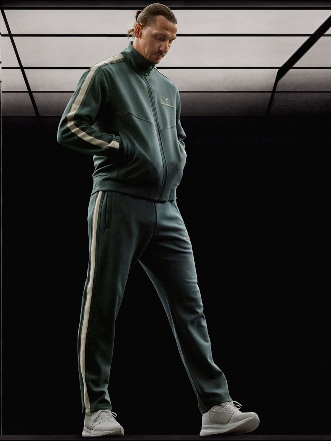 

H&M Regular Fit Track Pants In Dry Move, Turquoise blue