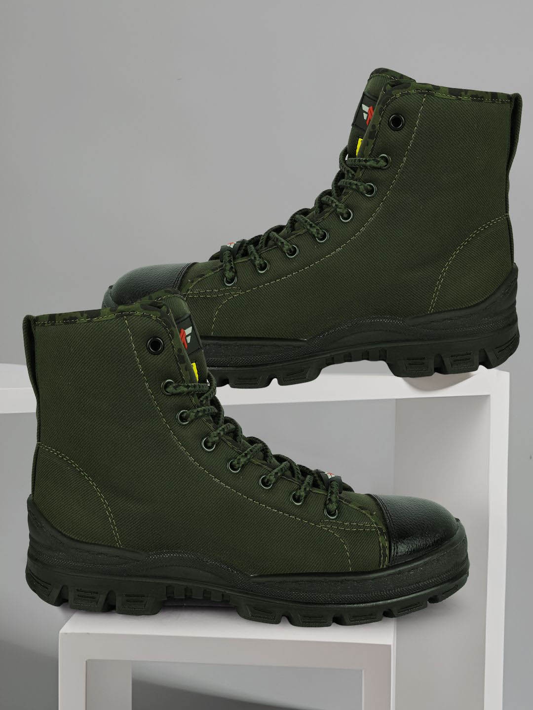 

Lancer Men High-Top Derbys, Green