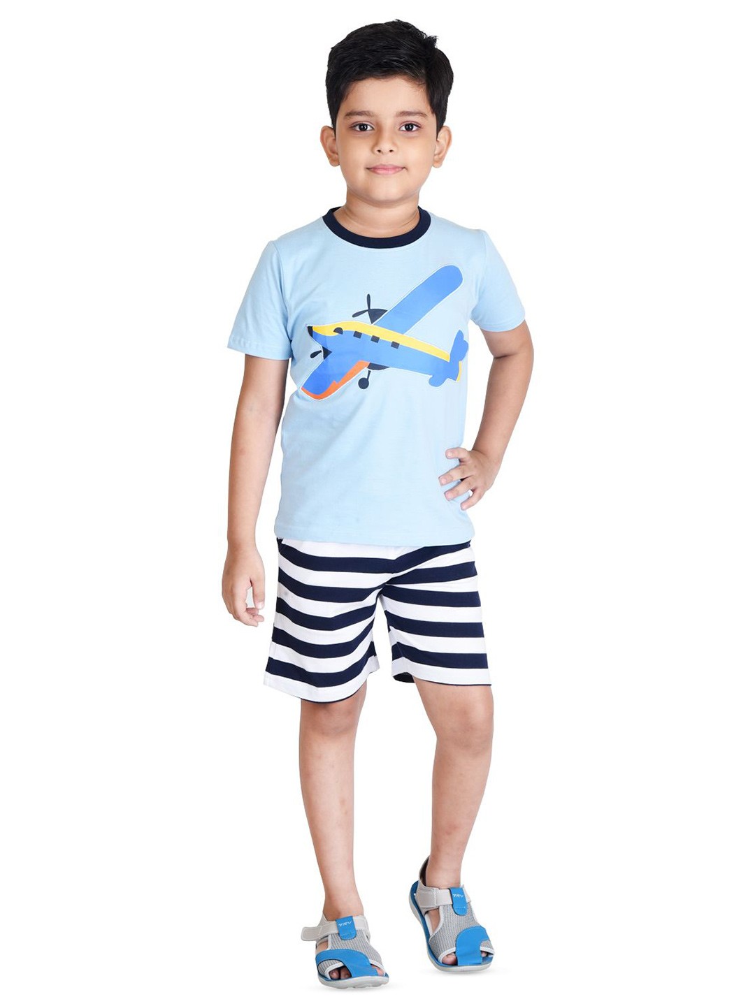 

Clothe Funn Boys Printed T-shirt with Shorts, Blue
