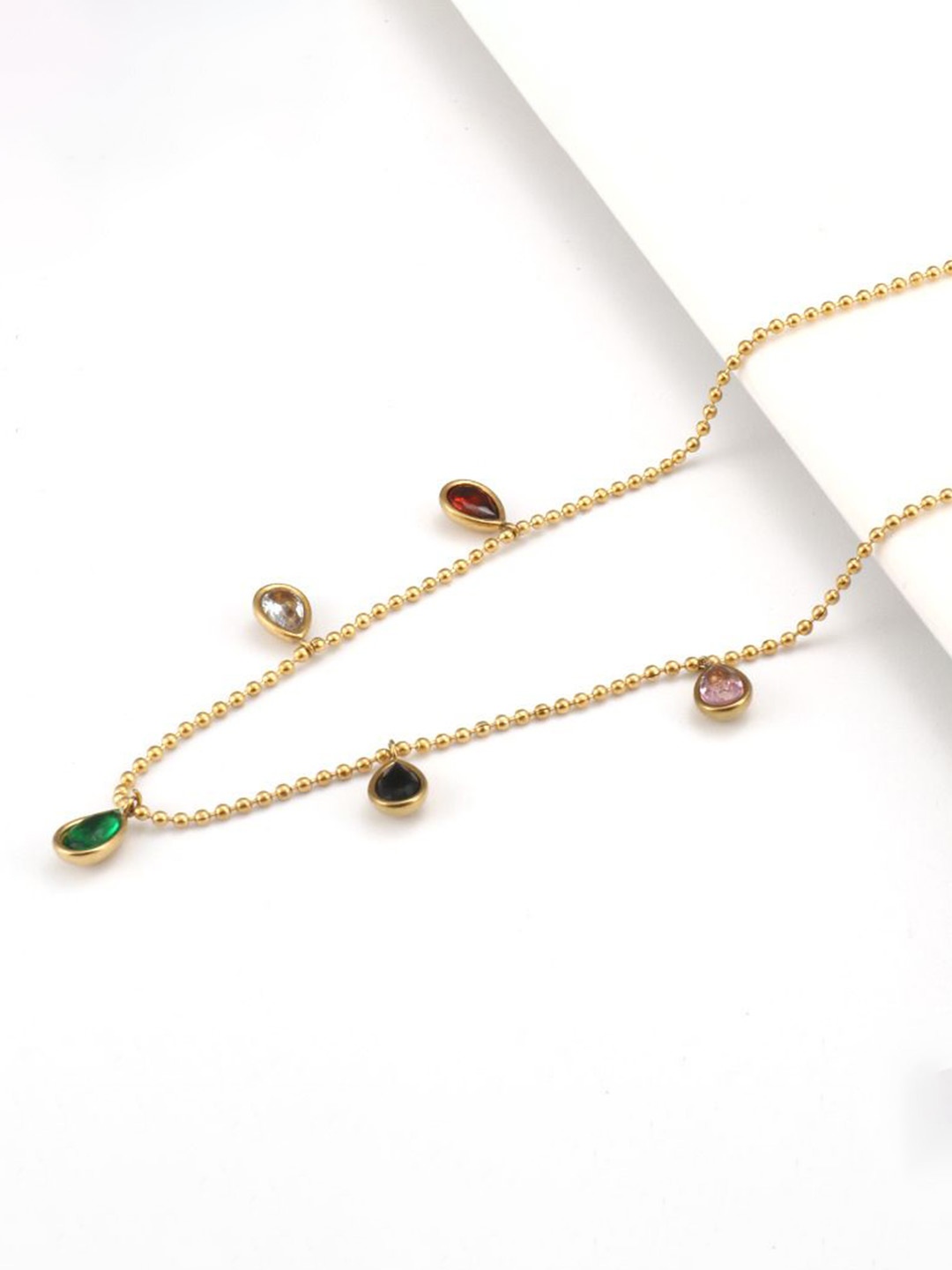 

Just Lil Things Gold-Plated Artificial Stones Chain