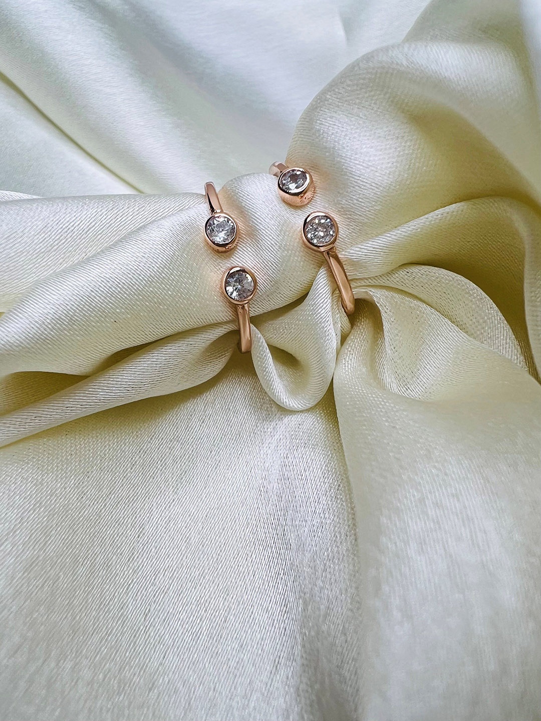 

Arte Jewels 92.5 Sterling Silver Stone Studded Toe Rings, Rose gold