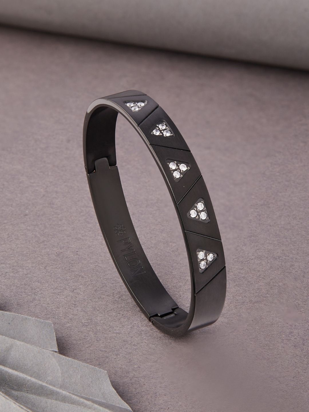 

PYLON Men American Diamond Kada Bracelet, Black