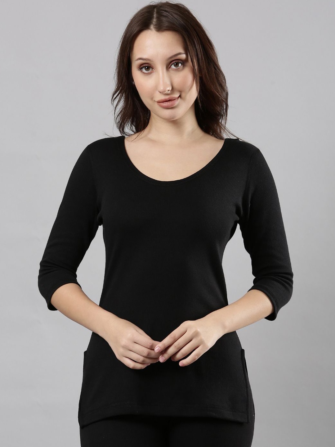 

Femmora Round Neck Thermal Set, Black