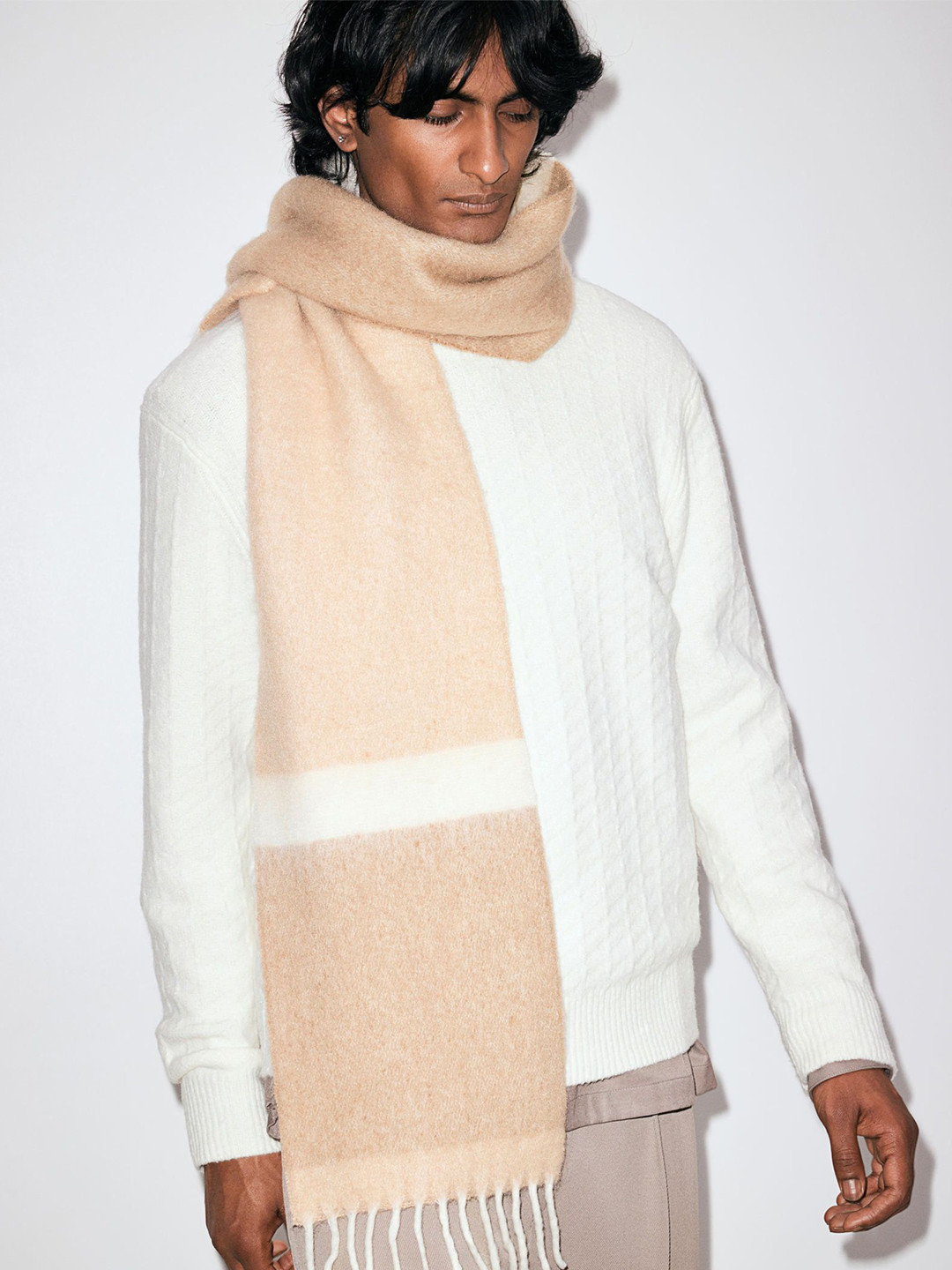 

H&M Men Brushed Scarf, Beige
