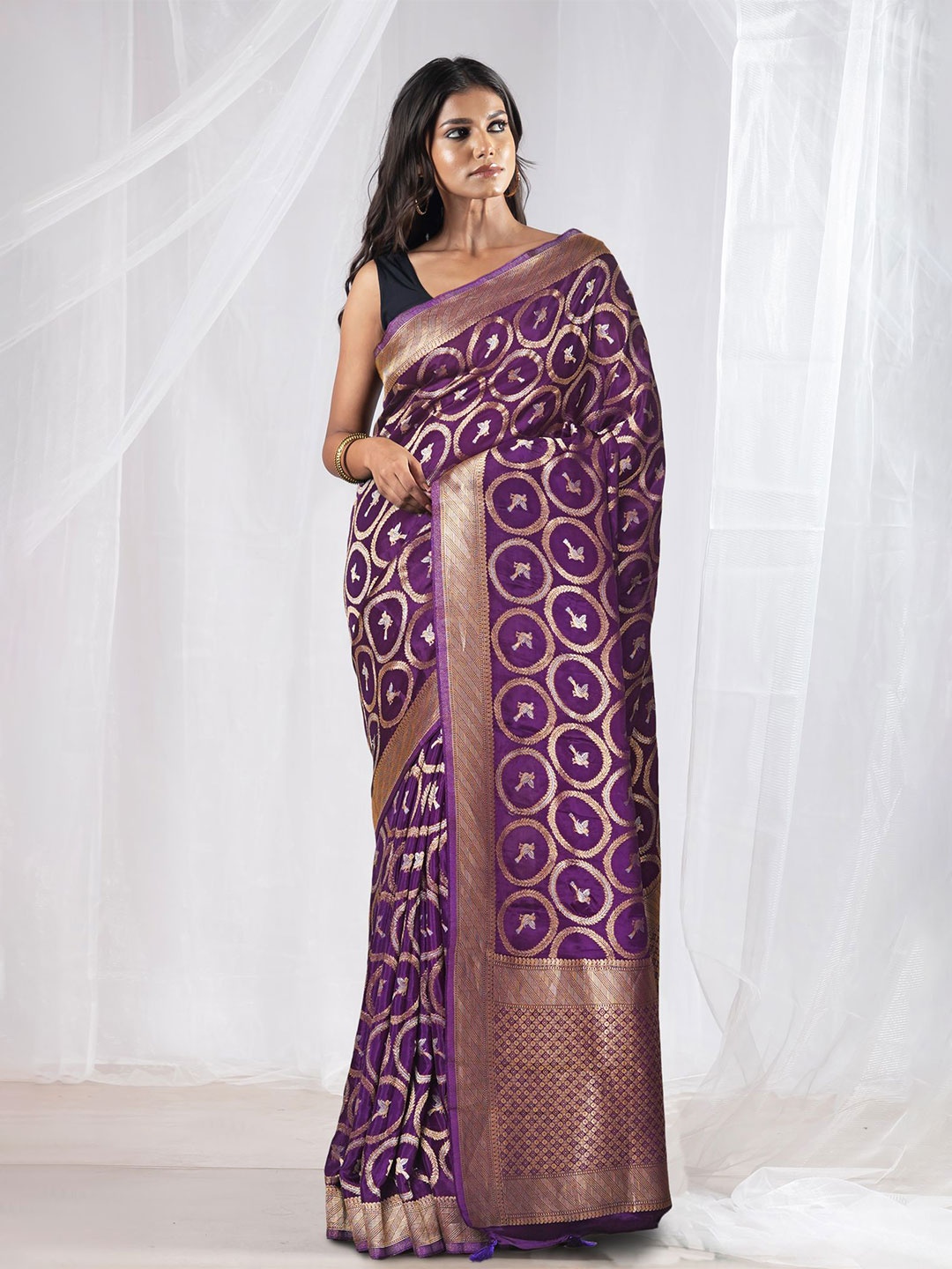 

Unnati Silks Woven Design Zari Pure Silk Banarasi Saree, Violet