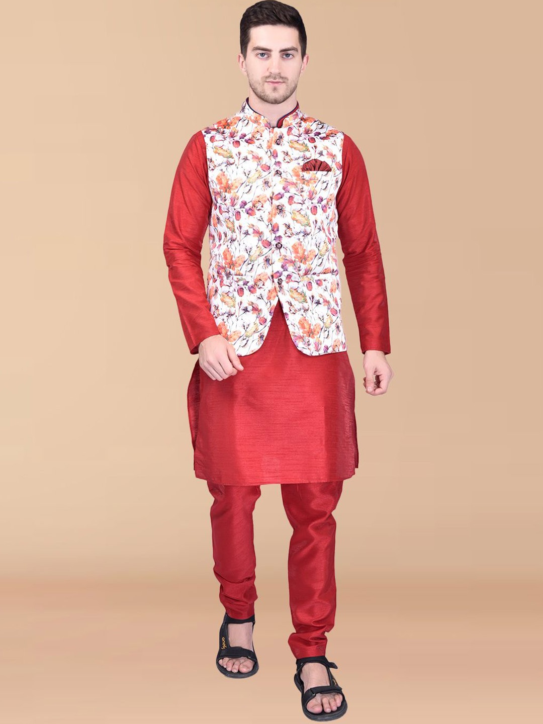 

PRINTINDIA Men Regular Pure Silk Kurta with Trousers, Red