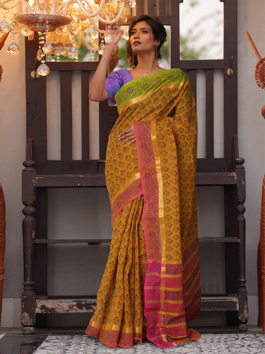 

Unnati Silks Floral Printed Pure Cotton Mangalagiri Saree, Yellow