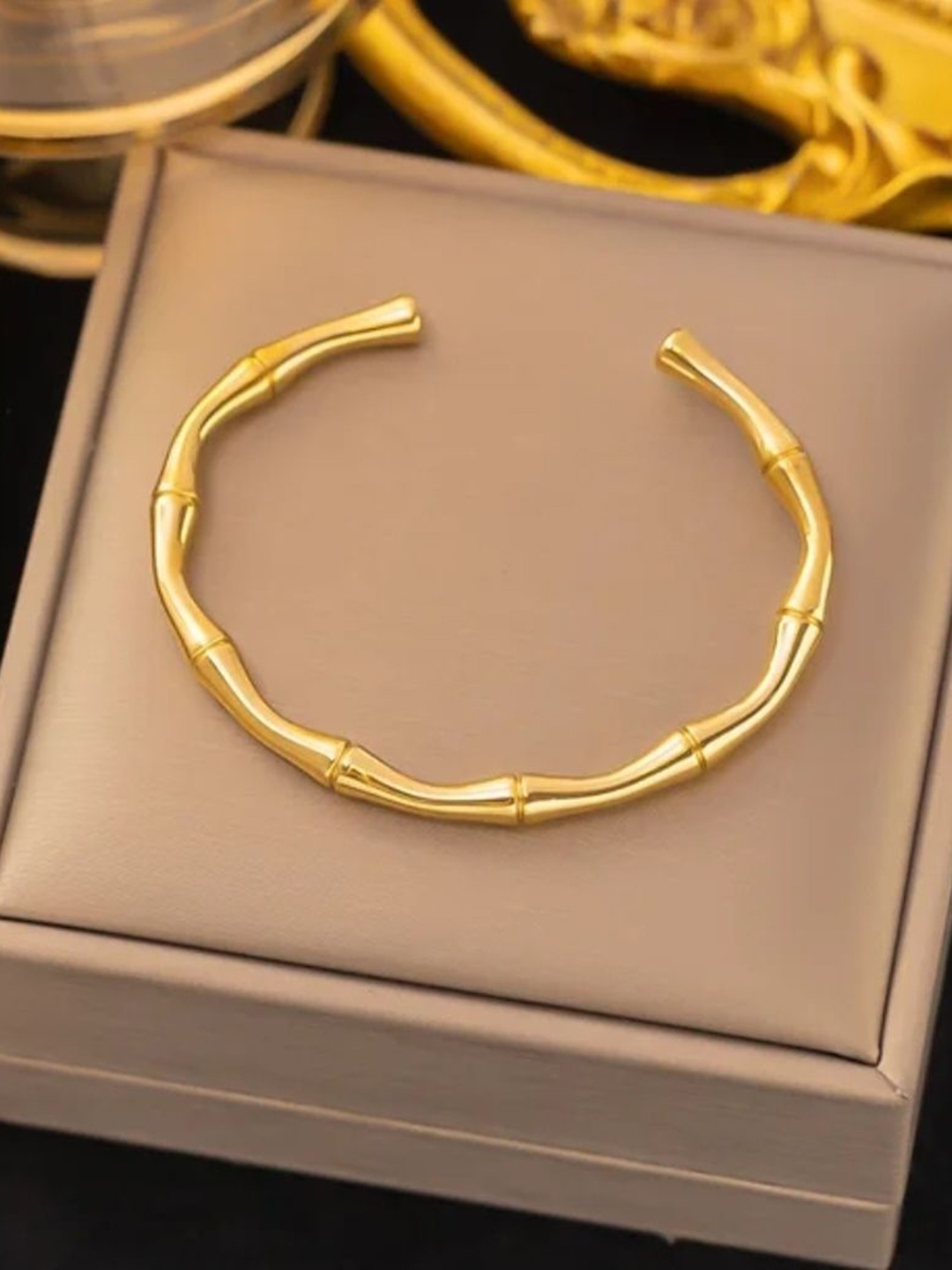 

V FASHION JEWELLERY Women Gold-Plated Bangle-Style Bracelet