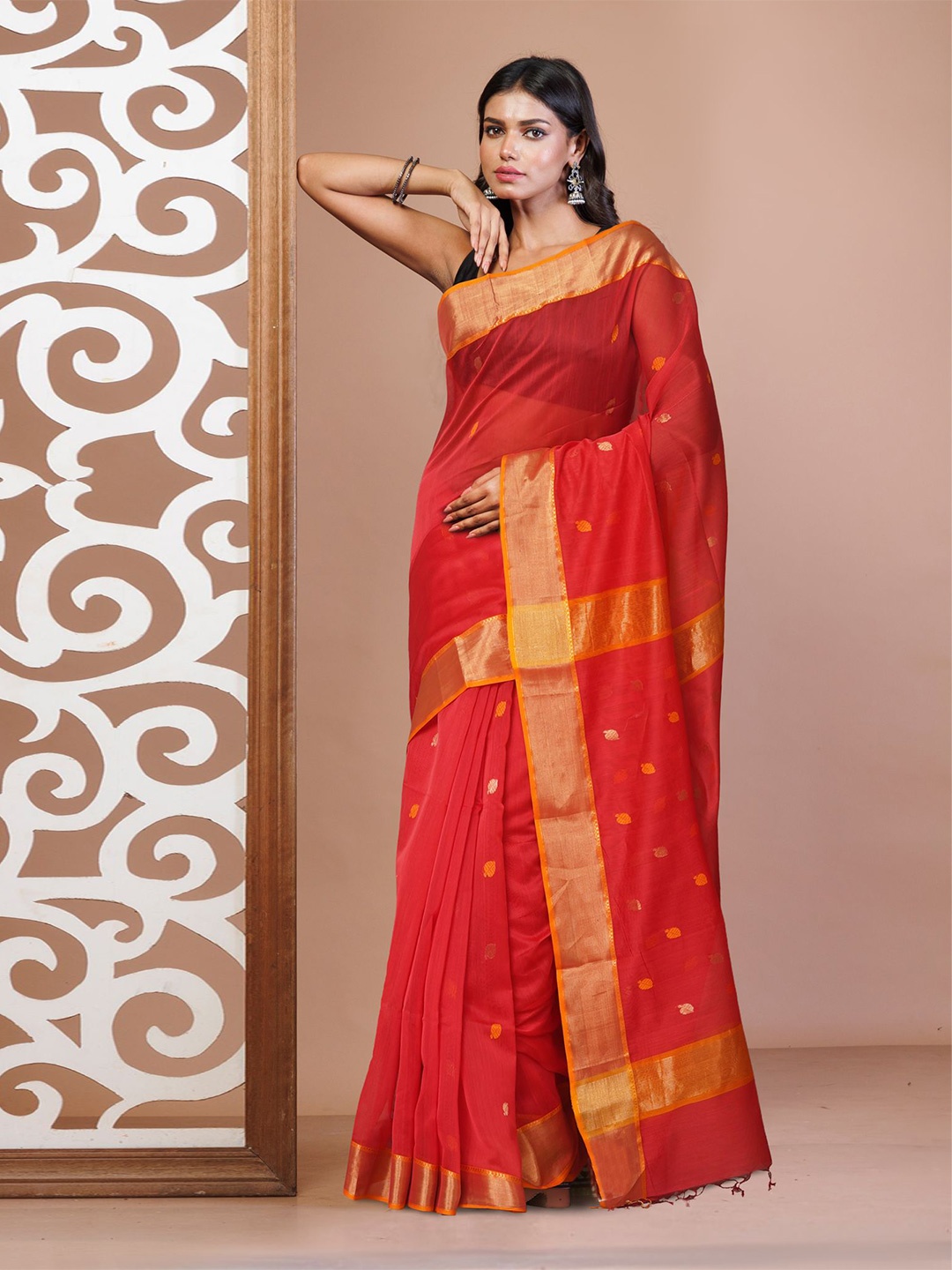 

Unnati Silks Woven Design Zari Maheshwari Saree, Red