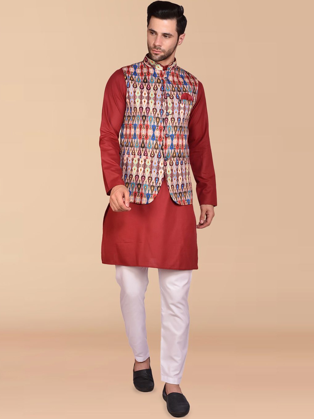 

PRINTINDIA Mandarin Collar Pure Cotton Kurta with Trouser & Jacket, Maroon