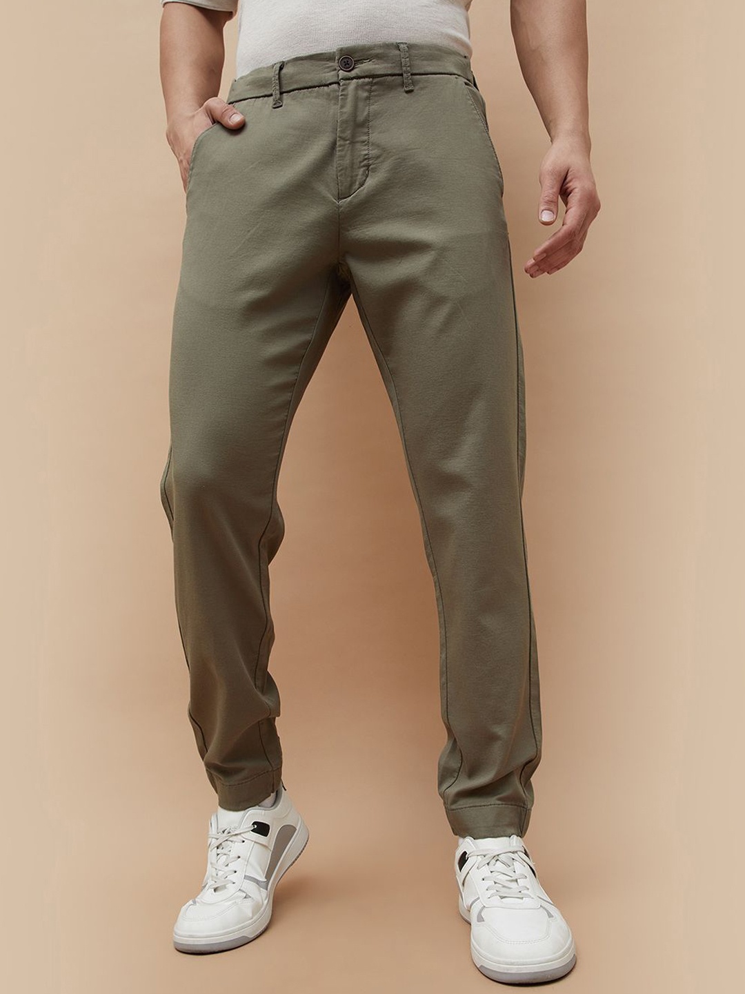

CODE by Lifestyle Men Tapered Fit Chinos Trousers, Olive