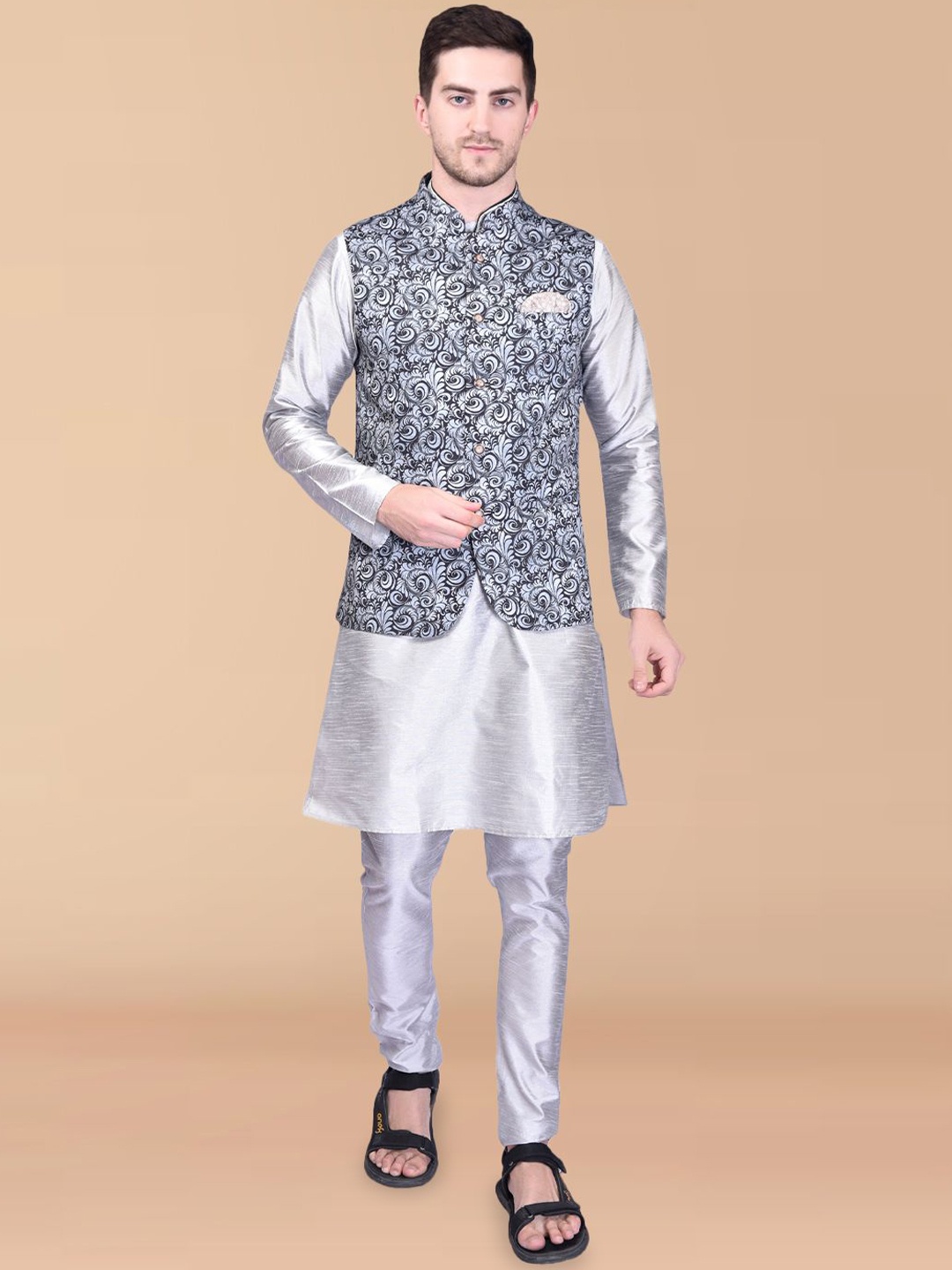 

PRINTINDIA Mandarin Collar Long Sleeves Regular Pure Silk Kurta & Trouser & Nehru Jacket, Grey