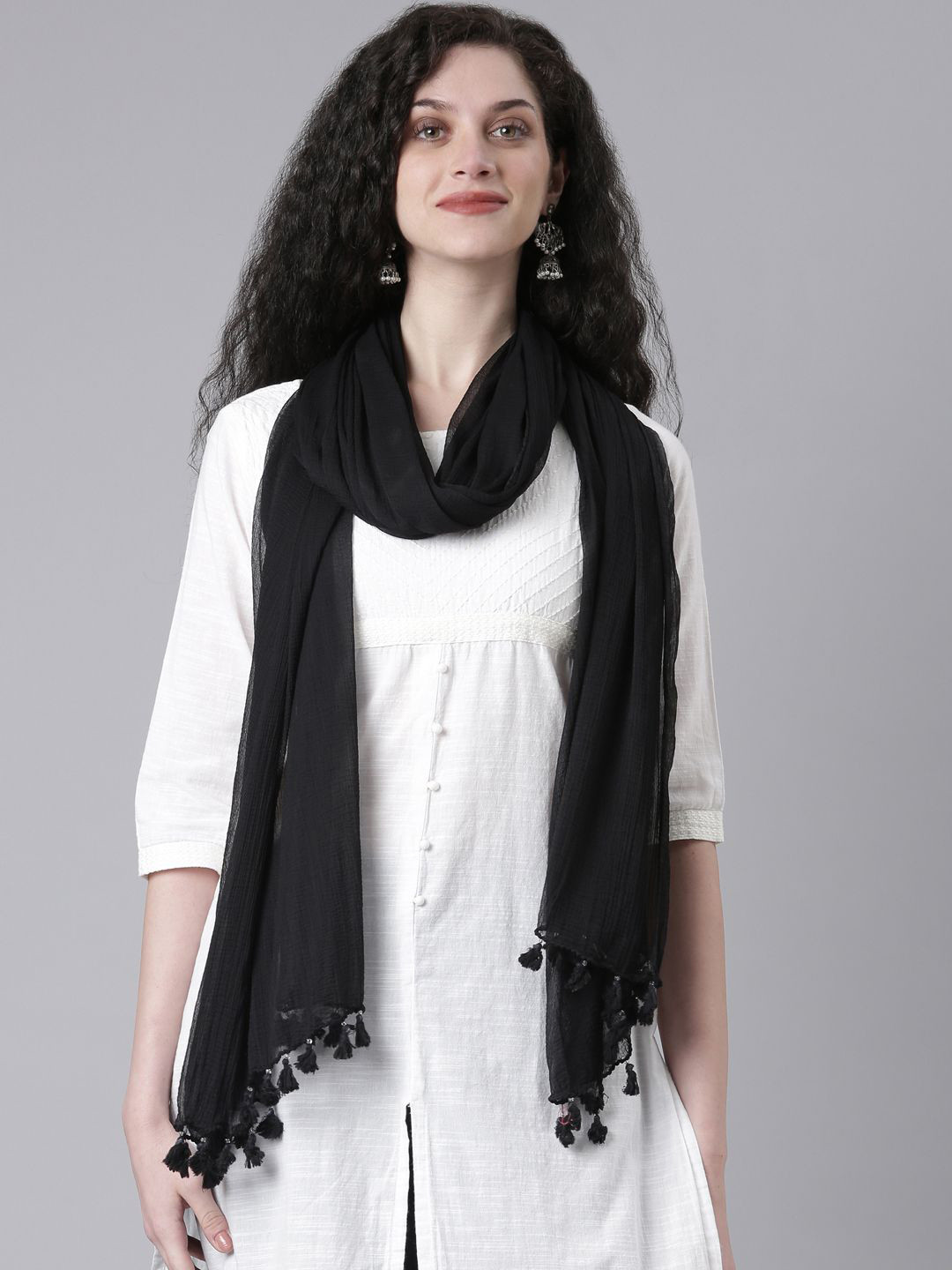 

Souchii Dupatta with Phulkari, Black