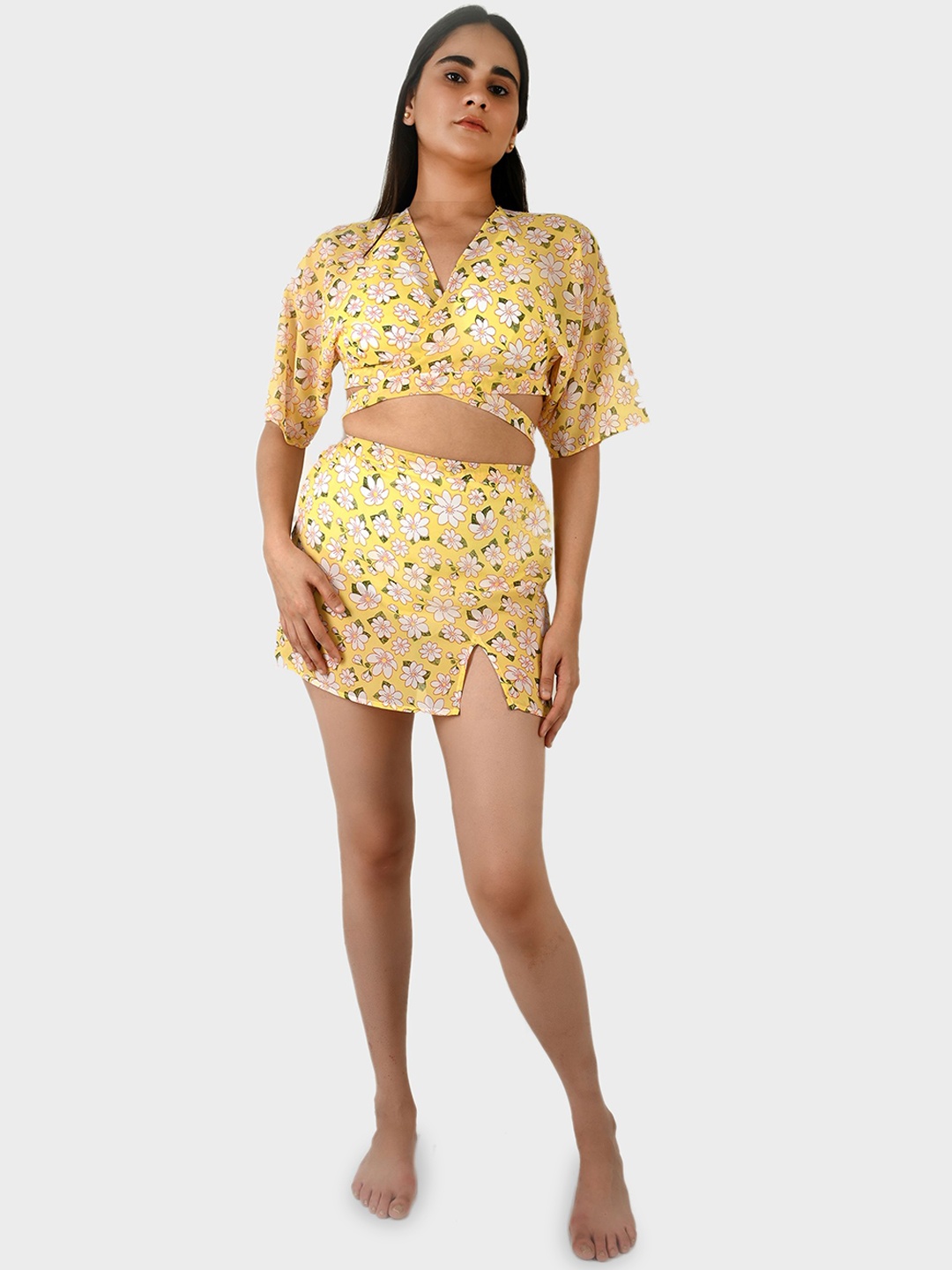 

Blissence Printed V Neck Swimwear Cover up Set, Yellow