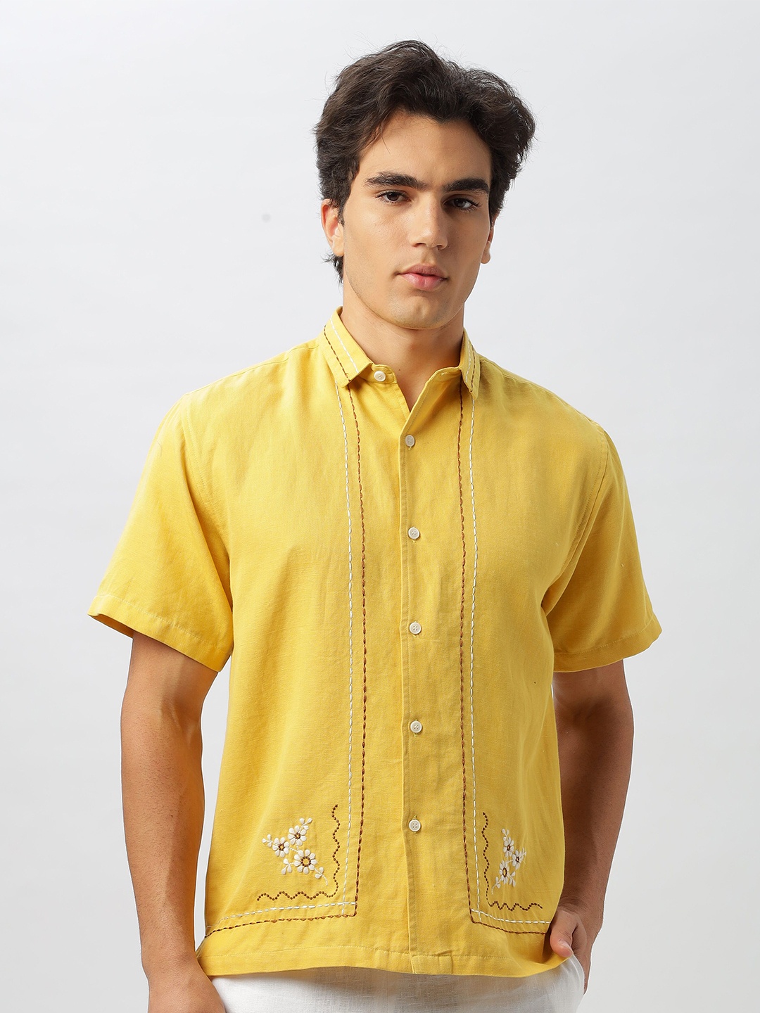 

HAMPTONS Men Floral Embroidered Cotton Casual Shirt, Yellow