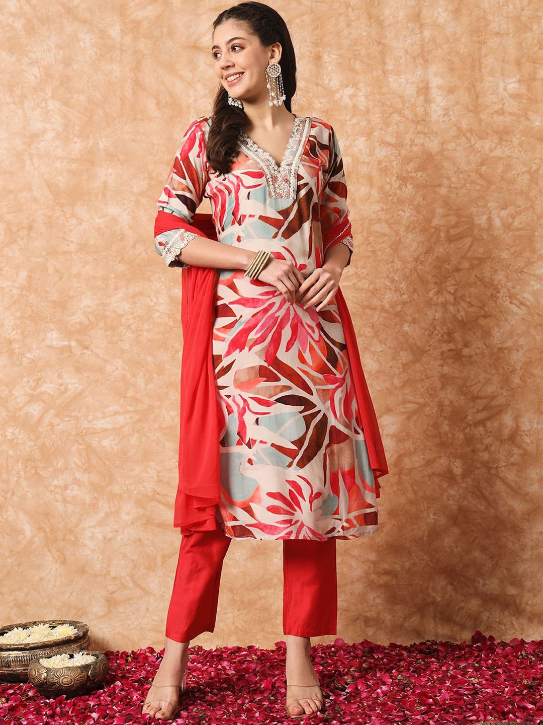 

Anouk Red Floral Printed V-Neck Regular Mirror Work Kurta With Trouser With Dupatta